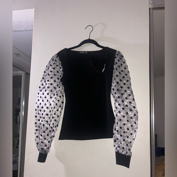Nasty Gal Spots Going On Organza Balloon
Sleeve Blouse - Picture 5 of 9